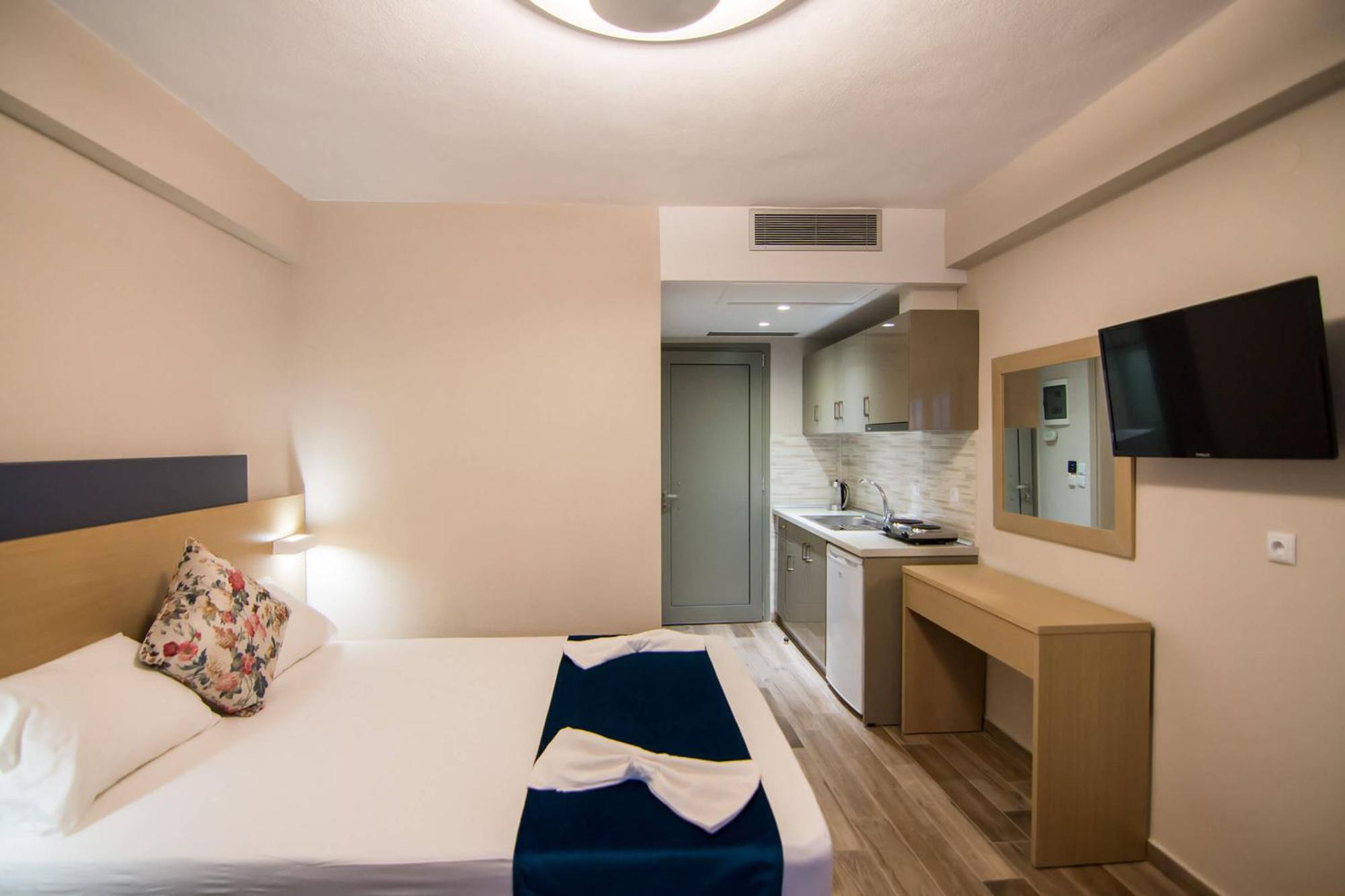 Ippokampos Holidays Apartamento Vrasná Exterior foto