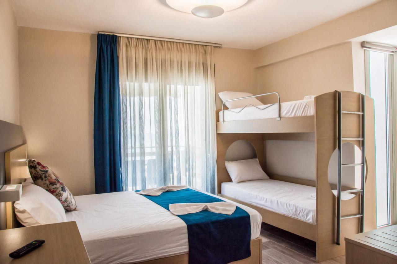 Ippokampos Holidays Apartamento Vrasná Exterior foto