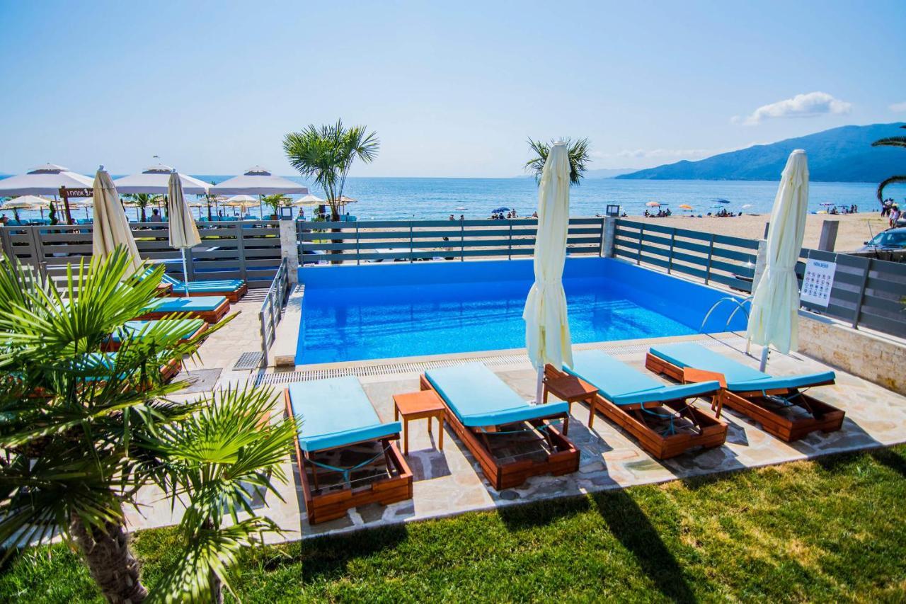 Ippokampos Holidays Apartamento Vrasná Exterior foto