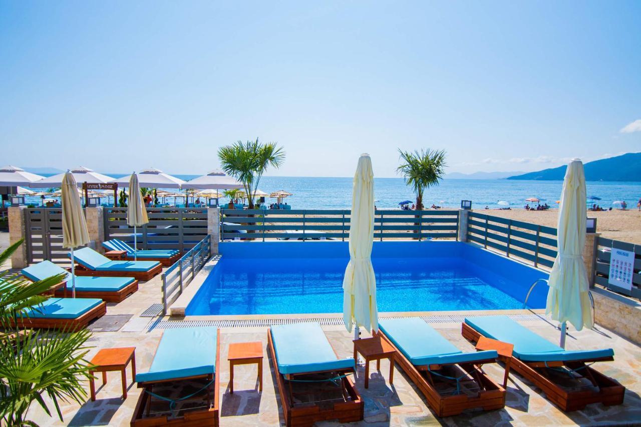 Ippokampos Holidays Apartamento Vrasná Exterior foto