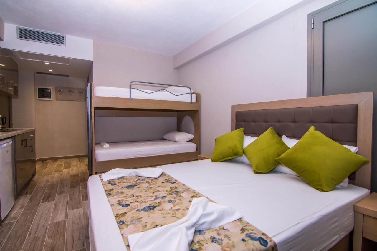 Ippokampos Holidays Apartamento Vrasná Exterior foto