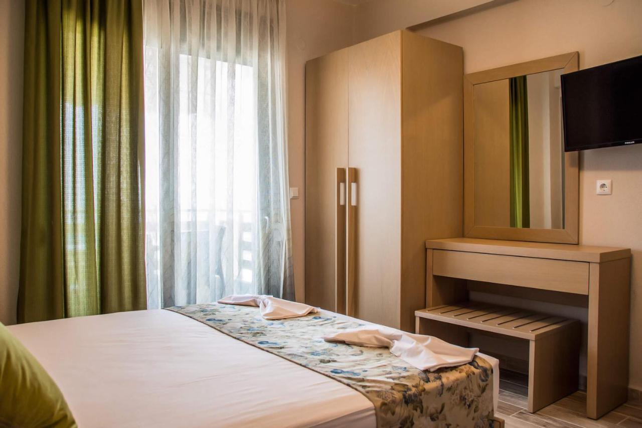 Ippokampos Holidays Apartamento Vrasná Exterior foto